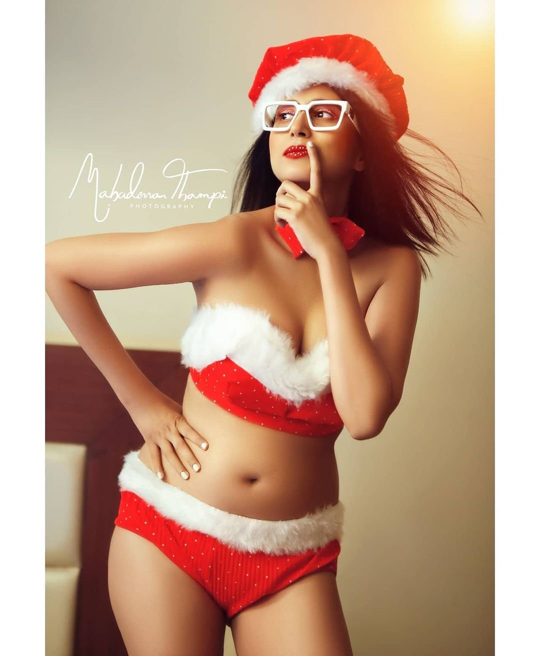 Neha-Rose-Christmas-Photoshoot-2