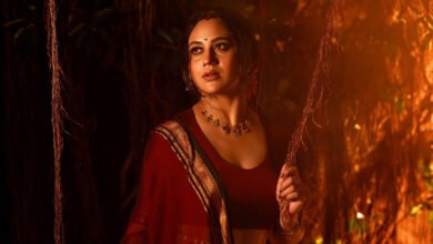 Mia George Navarathri Photos